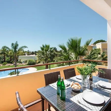 Beautiful Two Bedroom With Roof Terrace Apartment